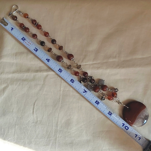 Handmade Agate and crystal necklace with dangling beads - Picture 13 of 14